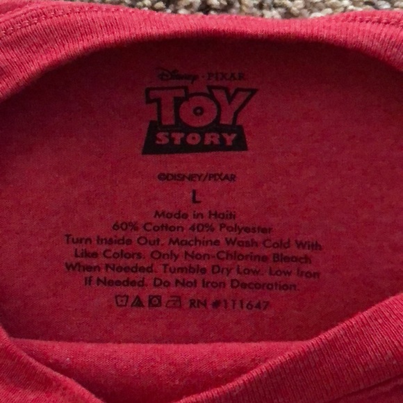 Men’s Toy Story Pizza Planet T-Shirt - Picture 2 of 2
